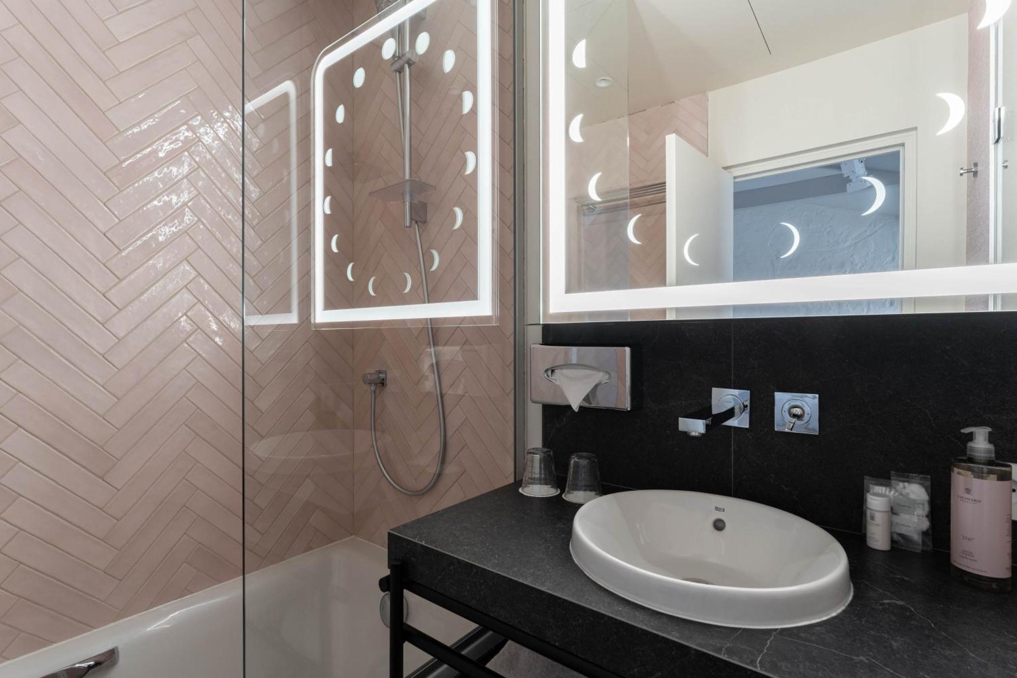 Astra Opera - Astotel