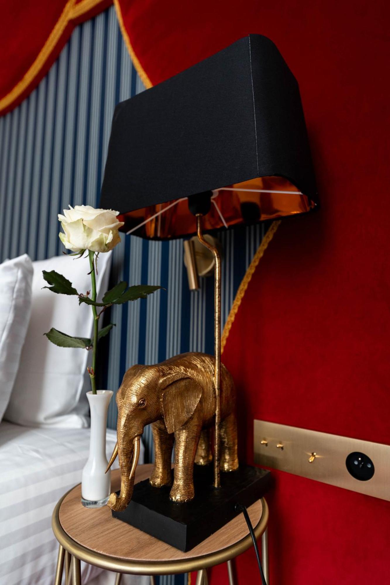 Astra Opera - Astotel